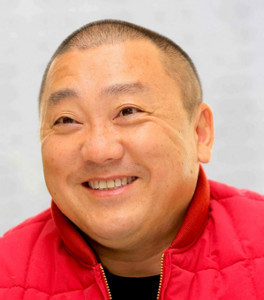 山本圭壱